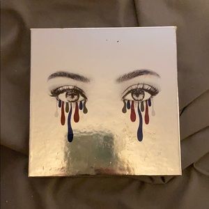 Kylie eyeshadow pallete